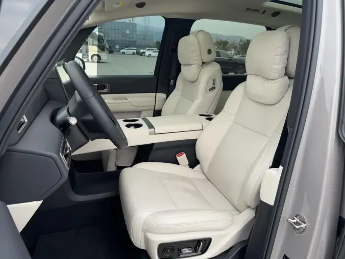 Li Auto MEGA 2025 Model Home Family Special Edition – фото 28