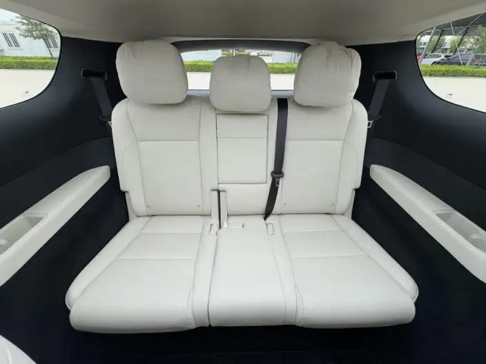 Li Auto MEGA 2025 Model Home Family Special Edition – фото 30
