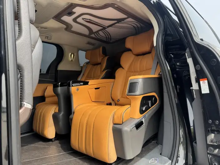 Granvia 2023 Model Intelligent Hybrid 2.5L Comfort Edition – фото 24