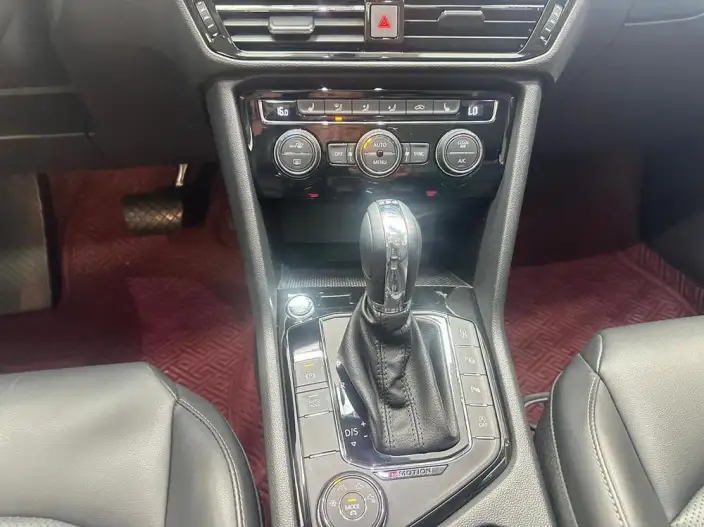 Volkswagen Tharu 2020 Model 330TSI 4WD Ultimate Edition China VI – фото 8