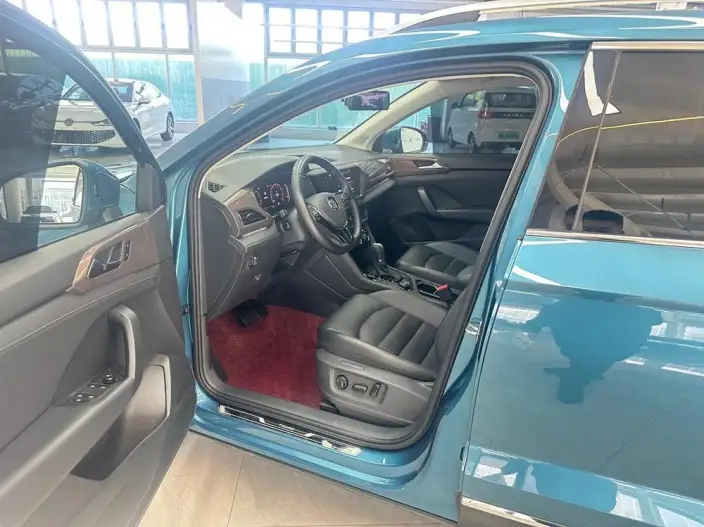 Volkswagen Tharu 2020 Model 330TSI 4WD Ultimate Edition China VI – фото 9