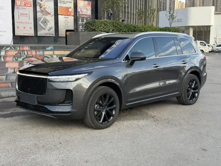 Li Auto ONE 2021 Model Extended Range 6 seat Edition – фото 1