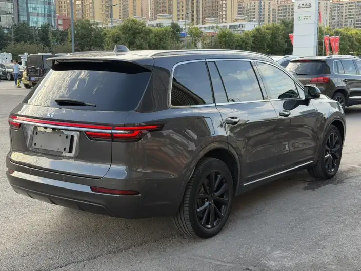 Li Auto ONE 2021 Model Extended Range 6 seat Edition – фото 4