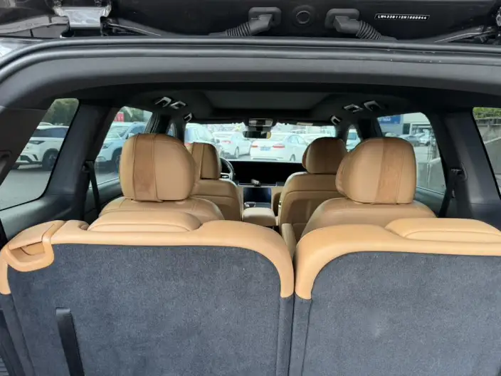 Li Auto ONE 2021 Model Extended Range 6 seat Edition – фото 9