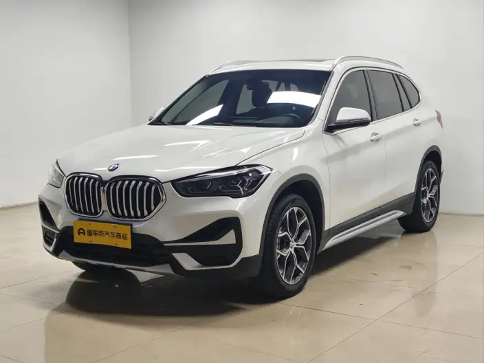 BMW X1 2022 Model sDrive20Li Exclusive Model – фото 1