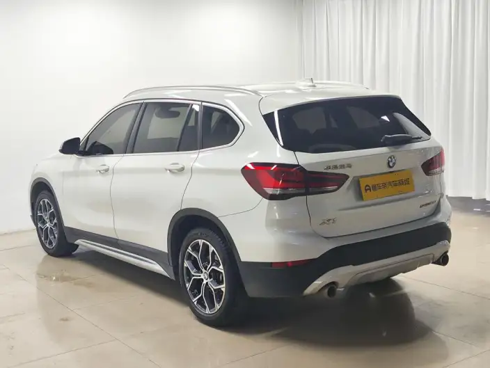 BMW X1 2022 Model sDrive20Li Exclusive Model – фото 5