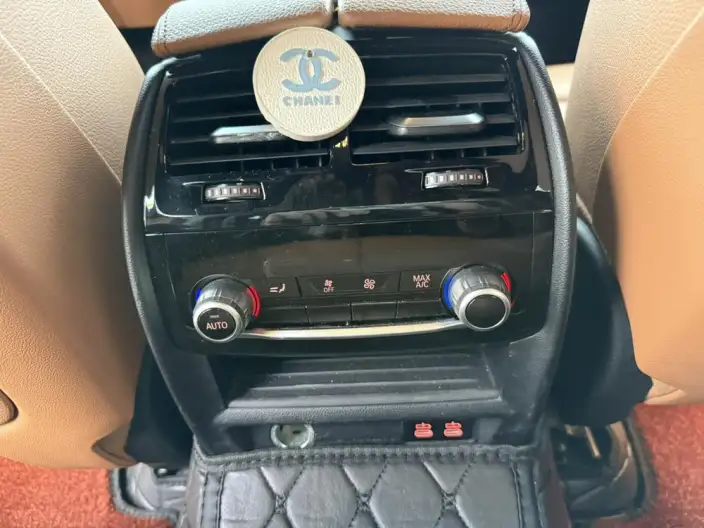 BMW 6 Series GT 2021 Model 630i M Sports Set – фото 9