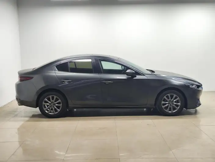 Mazda3 Axela 2020 Model 1.5L Automatic Zhi Model Edition – фото 8