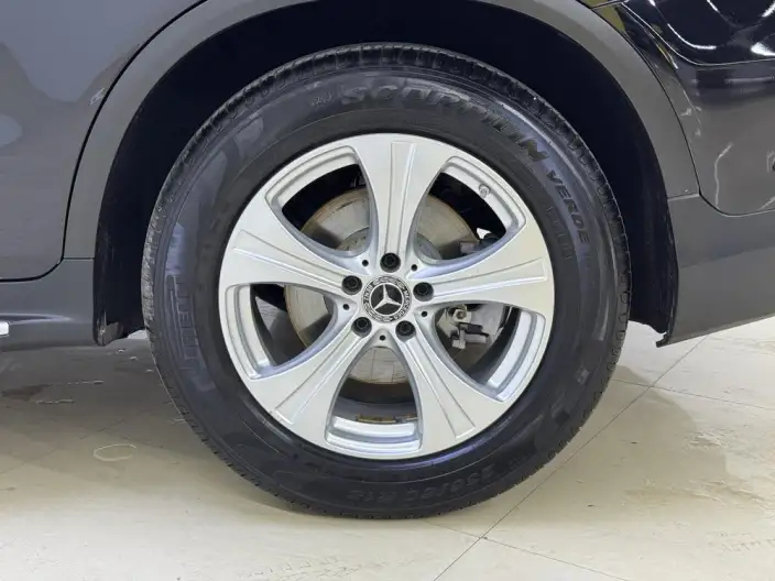 Mercedes-Benz GLC 2020 Model Facelift GLC 260 L 4MATIC Dynamic Model – фото 9