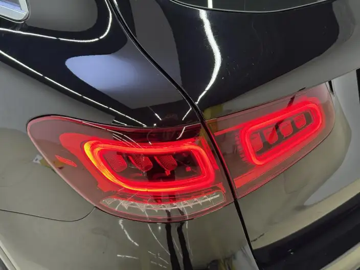 Mercedes-Benz GLC 2020 Model Facelift GLC 260 L 4MATIC Dynamic Model – фото 13