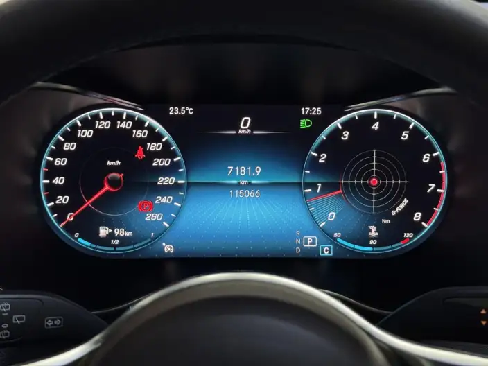 Mercedes-Benz GLC 2020 Model Facelift GLC 260 L 4MATIC Dynamic Model – фото 15