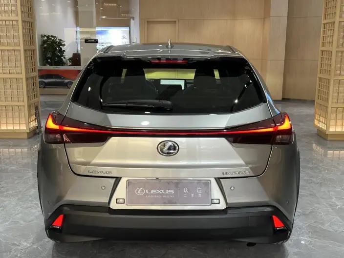 Lexus UX 2022 Model 260h Tan · Fun Edition – фото 5