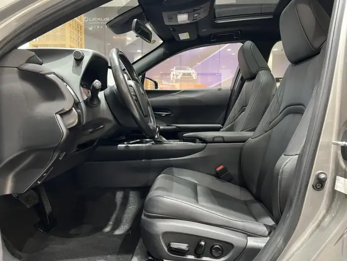 Lexus UX 2022 Model 260h Tan · Fun Edition – фото 16