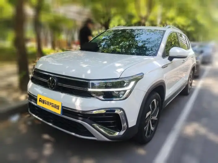 Volkswagen Tharu 2023 Model 300TSI 2WD Full Moon Edition – фото 1