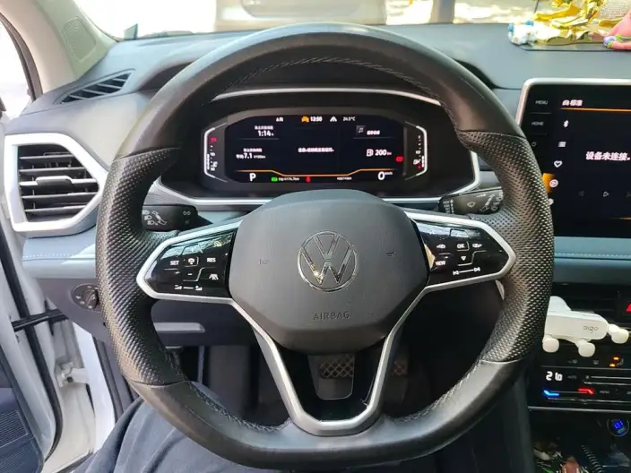 Volkswagen Tharu 2023 Model 300TSI 2WD Full Moon Edition – фото 7