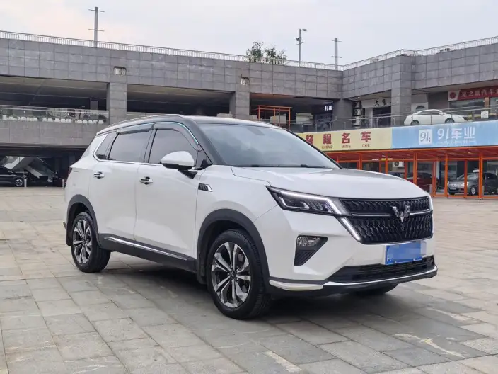 WULING Asta 2021 Model 1.5T Automatic Starlight Edition – фото 3