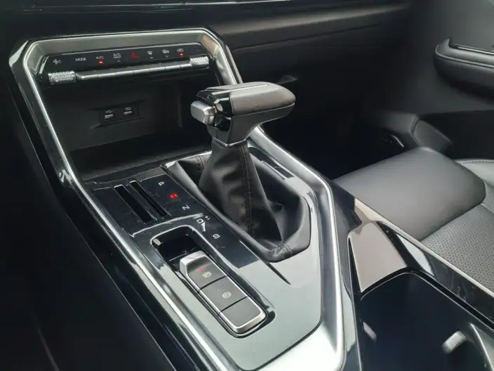 WULING Asta 2021 Model 1.5T Automatic Starlight Edition – фото 10