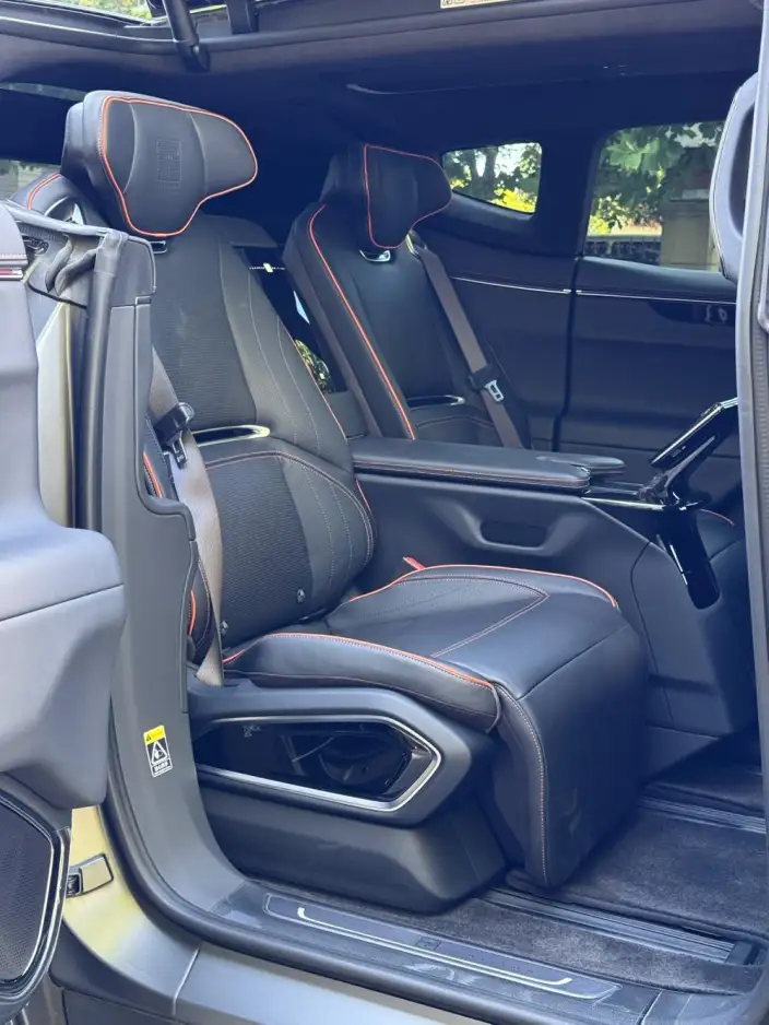 HiPhi X 2021 Model Ultimate Edition 4 seat – фото 3