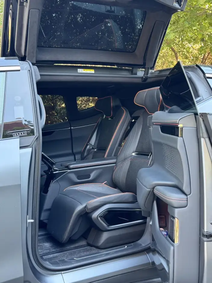 HiPhi X 2021 Model Ultimate Edition 4 seat – фото 7