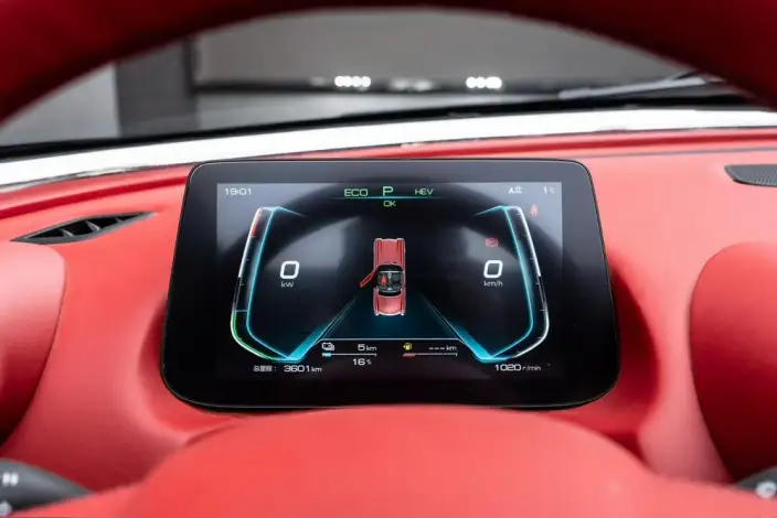 SS DOLPHIN 2020 Model 1.5T Plug-in hybrid Standard Model – фото 12
