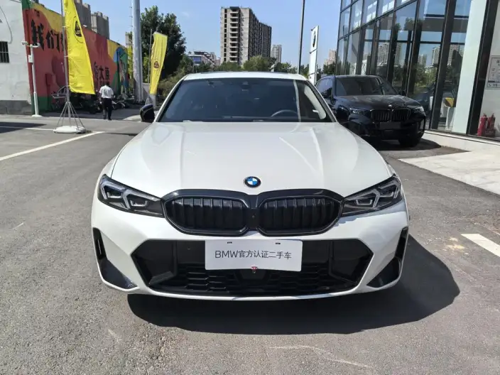BMW 3 Series 2026 Model 330Li M Sports Night Set – фото 2