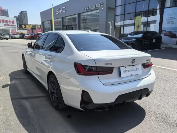 BMW 3 Series 2026 Model 330Li M Sports Night Set – фото 4