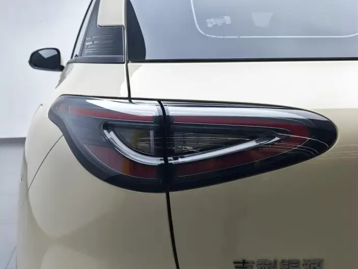 Geely Galaxy StarWish 2026 Model 310km Youth Edition – фото 13
