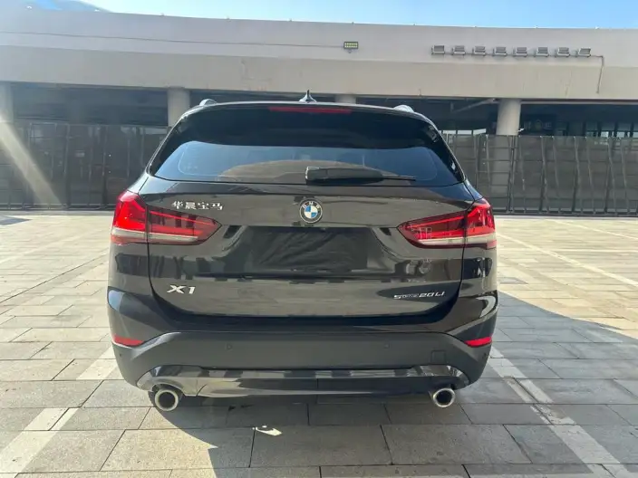 BMW X1 2021 Model sDrive20Li Exclusive Model – фото 5