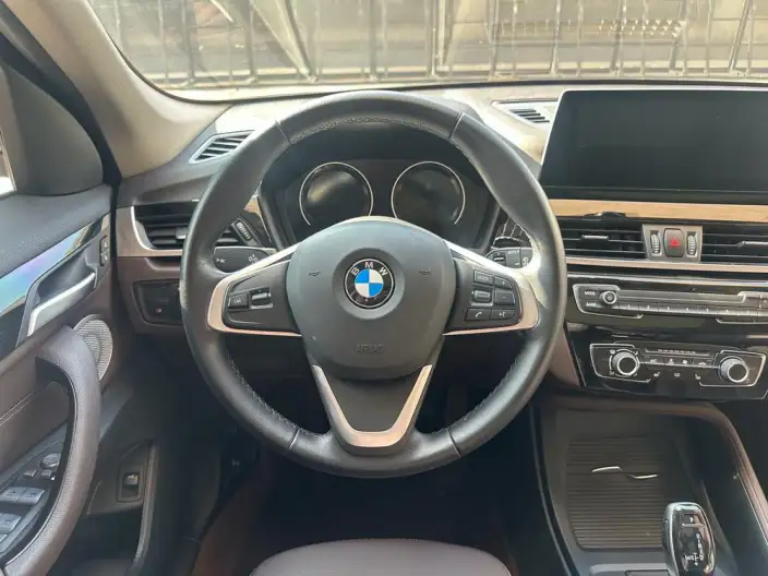 BMW X1 2021 Model sDrive20Li Exclusive Model – фото 9