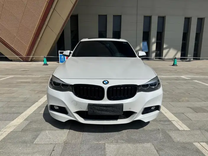 BMW 3 Series Gran Turismo 2020 Model 320i M Sports Set – фото 2
