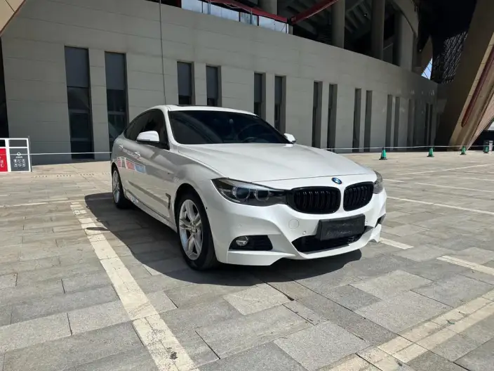 BMW 3 Series Gran Turismo 2020 Model 320i M Sports Set – фото 3