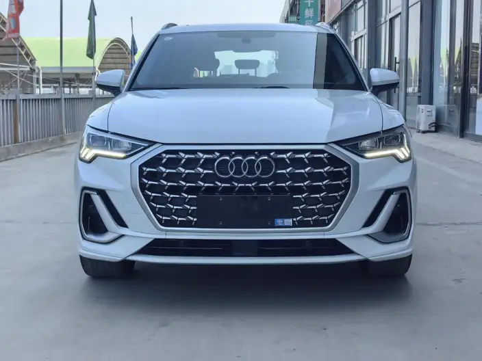 AUDI Q3 2024 Model 35 TFSI Fashion Dynamic Model – фото 2