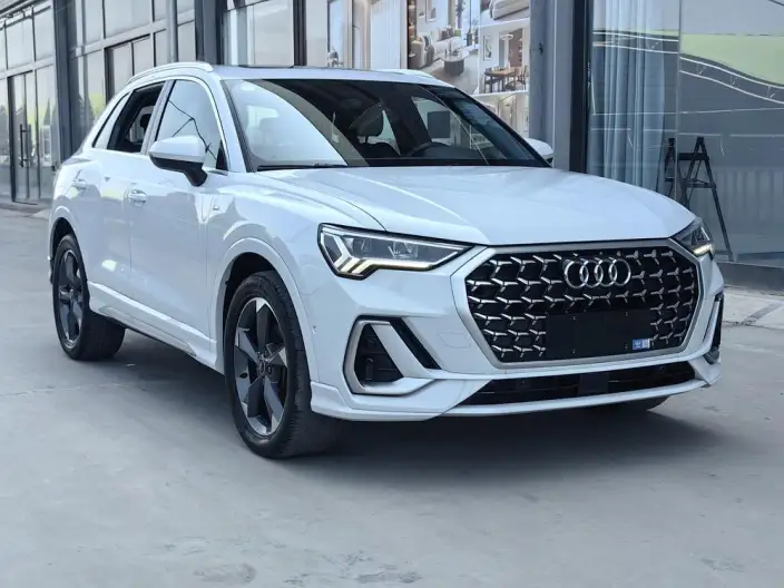 AUDI Q3 2024 Model 35 TFSI Fashion Dynamic Model – фото 3