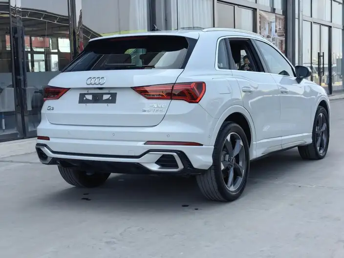 AUDI Q3 2024 Model 35 TFSI Fashion Dynamic Model – фото 6