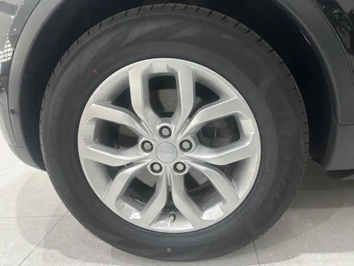 Land Rover Discovery 2020 Model 2.0T SE – фото 6