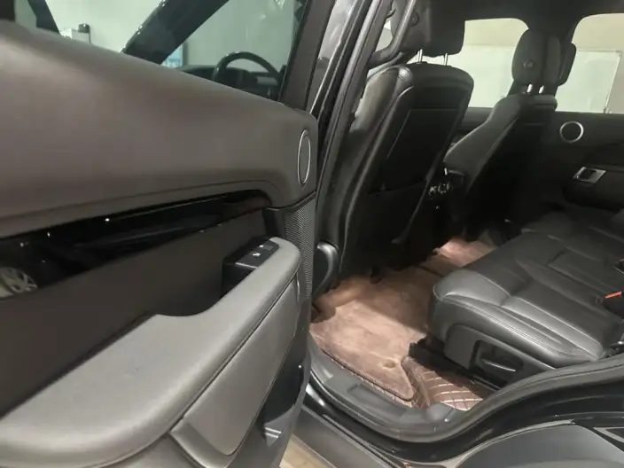 Land Rover Discovery 2020 Model 2.0T SE – фото 23
