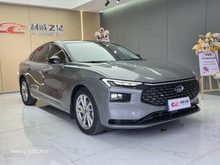 Ford Mondeo 2022 Model Facelift EcoBoost 245 Luxury Model – фото 3