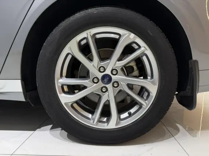 Ford Mondeo 2022 Model Facelift EcoBoost 245 Luxury Model – фото 7