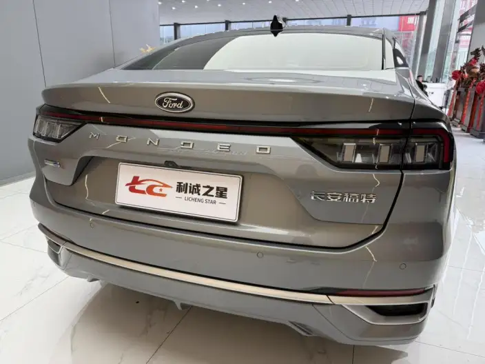 Ford Mondeo 2022 Model Facelift EcoBoost 245 Luxury Model – фото 8