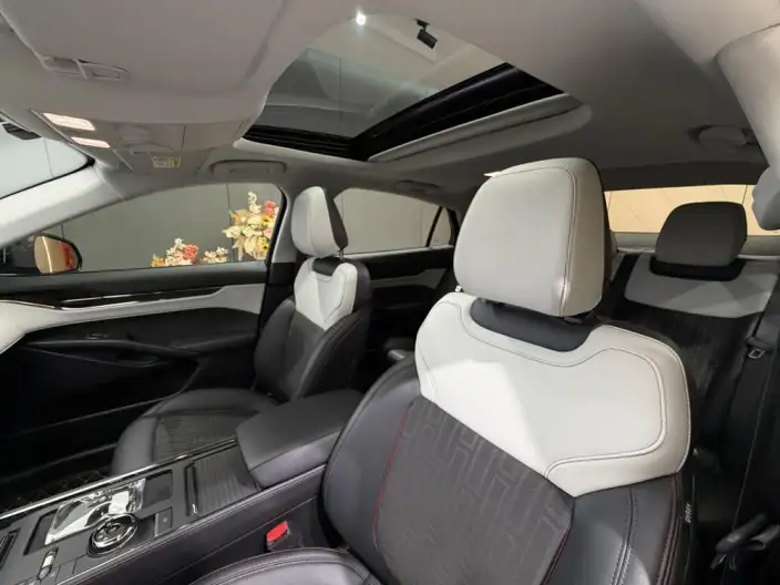 Ford Mondeo 2022 Model Facelift EcoBoost 245 Luxury Model – фото 16