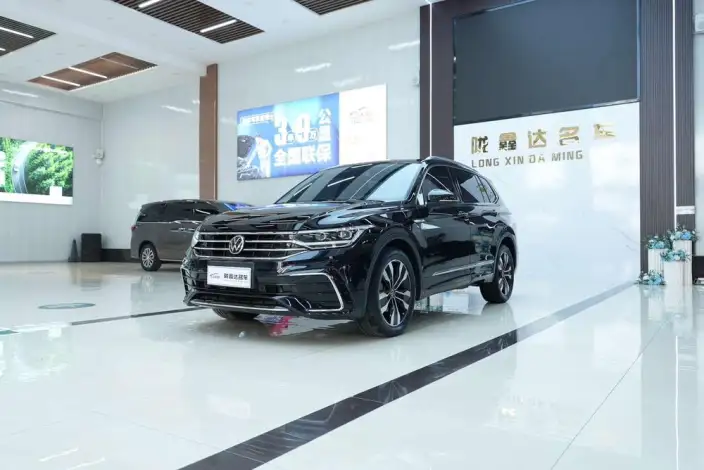 Volkswagen Tiguan L 2023 Model 330TSI 2WD R-Line Enjoy the version more – фото 1