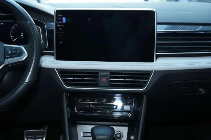 Volkswagen Tiguan L 2023 Model 330TSI 2WD R-Line Enjoy the version more – фото 12
