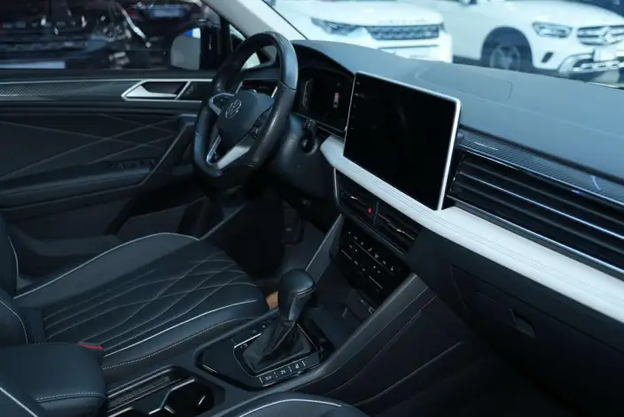 Volkswagen Tiguan L 2023 Model 330TSI 2WD R-Line Enjoy the version more – фото 13
