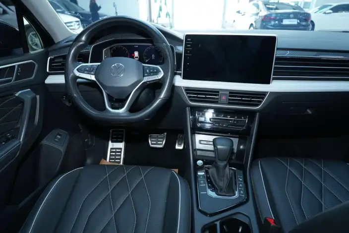 Volkswagen Tiguan L 2023 Model 330TSI 2WD R-Line Enjoy the version more – фото 19