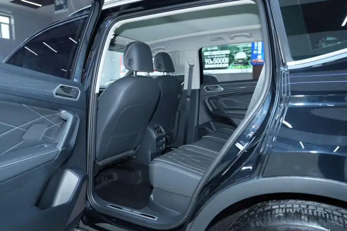 Volkswagen Tiguan L 2023 Model 330TSI 2WD R-Line Enjoy the version more – фото 21