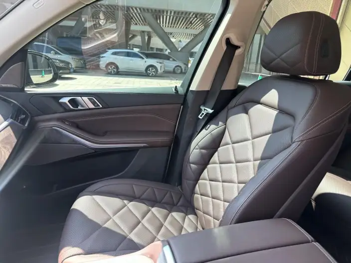 BMW X5 2022 Model Facelift xDrive 30Li Exclusive Model M Sports Set – фото 12