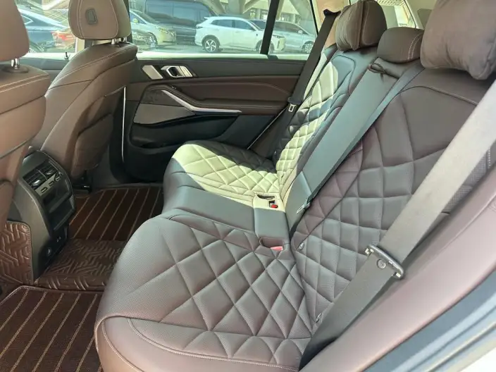 BMW X5 2022 Model Facelift xDrive 30Li Exclusive Model M Sports Set – фото 14