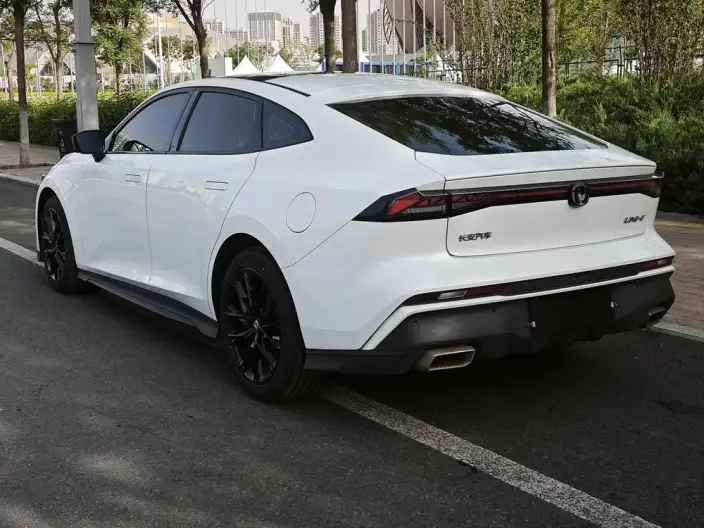 Changan UNI-V 2024 Model 1.5T Noble Model – фото 4