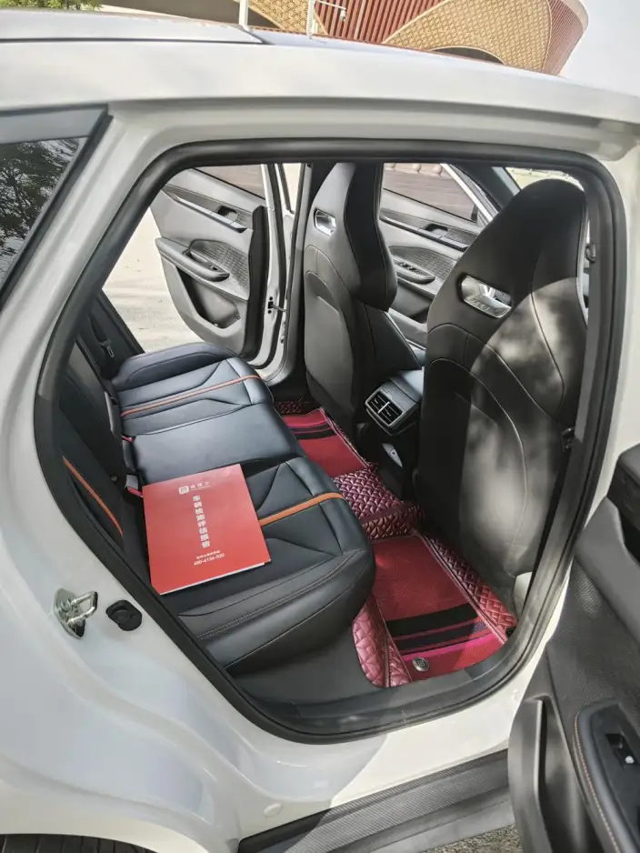 Changan UNI-V 2024 Model 1.5T Noble Model – фото 14