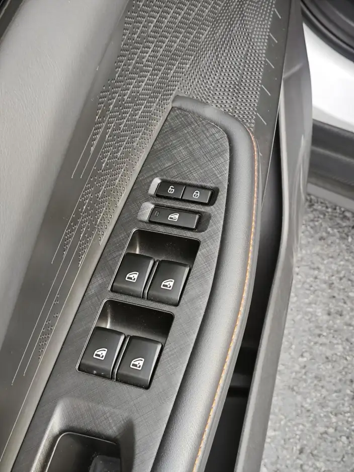 Changan UNI-V 2024 Model 1.5T Noble Model – фото 16